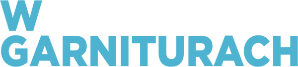 W garniturach