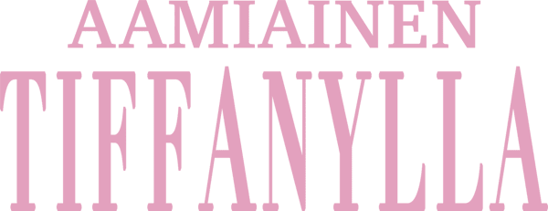 Aamiainen Tiffanylla
